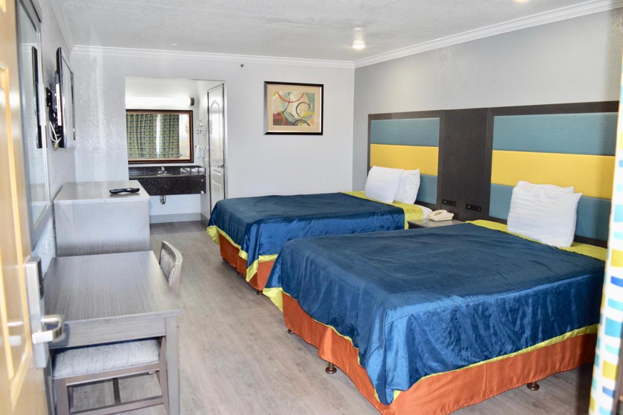 Budget Inn La Puente Esterno foto