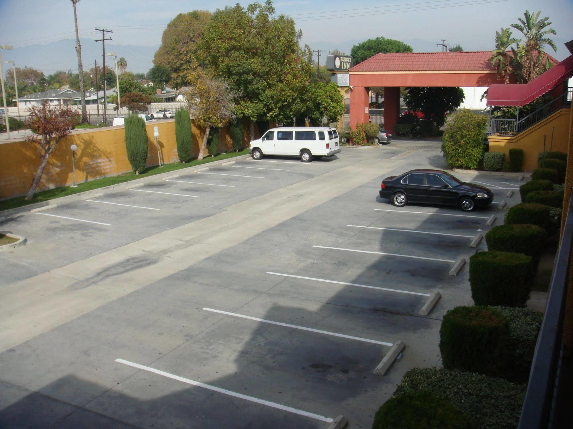 Budget Inn La Puente Esterno foto